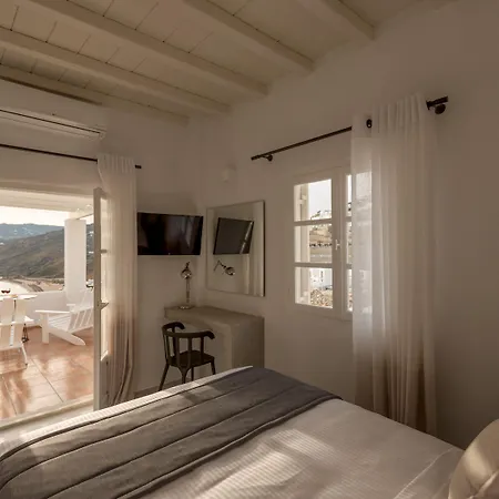 Cova Mykonos 4*