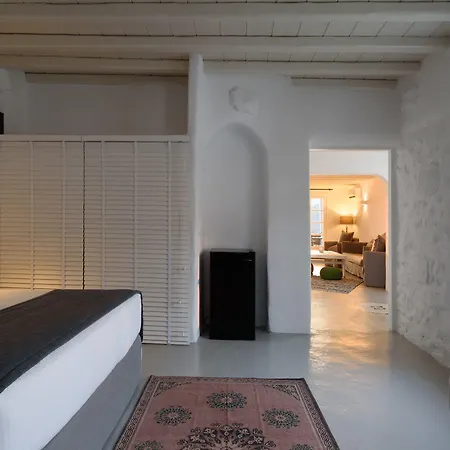 Ξενοδοχείο με διαμερίσματα Cova Mykonos 4*