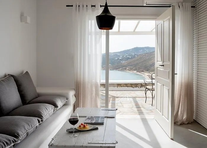 Cova Mykonos Elia (Mykonos)