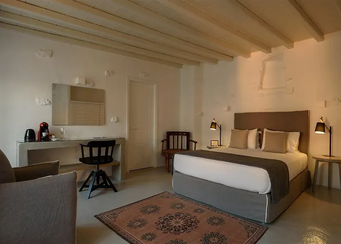 Cova Mykonos Elia (Mykonos)