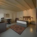 Ξενοδοχείο με διαμερίσματα Cova Mykonos 4*