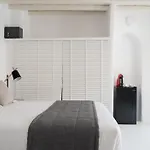 Cova Mykonos Ελιά