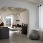 Ξενοδοχείο με διαμερίσματα Cova Mykonos 4*