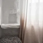 Ξενοδοχείο με διαμερίσματα Cova Mykonos 4*