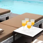 Ξενοδοχείο με διαμερίσματα Cova Mykonos