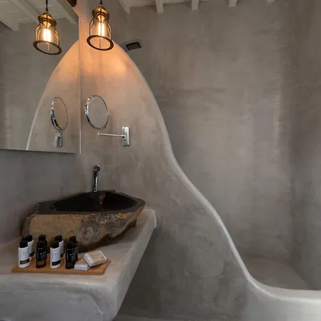 Cova Mykonos Elia (Mykonos)