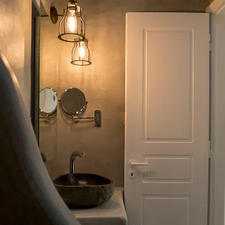 アパートホテル Cova Mykonos 4*