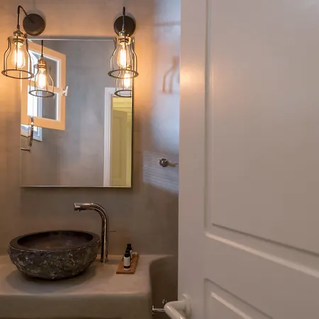 アパートホテル Cova Mykonos Elia (Mykonos)