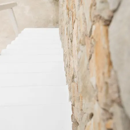 アパートホテル Cova Mykonos Elia (Mykonos)